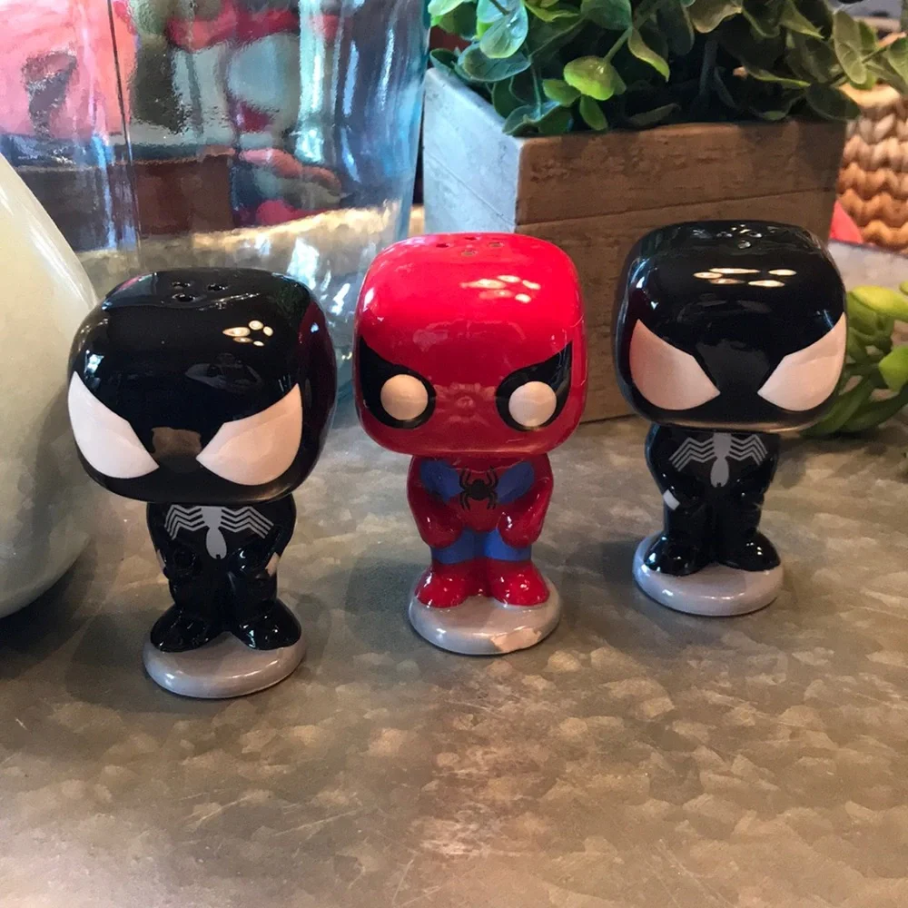 Funko Pop Spider-Man & Venom Salt & Pepper Shaker